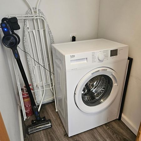 Affordable Suite In Vienna'S Hotpoint Pokoj fotografie